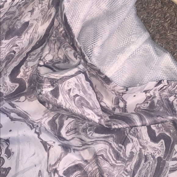 Windbreaker Hoodie - Picture 9 of 9